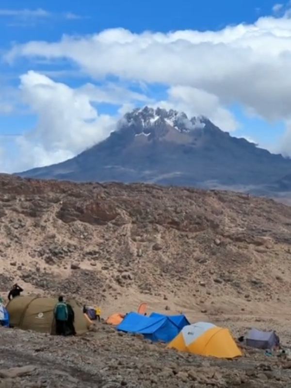 Barafu camp with peak